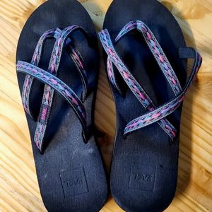 Scrappy summertime sandals